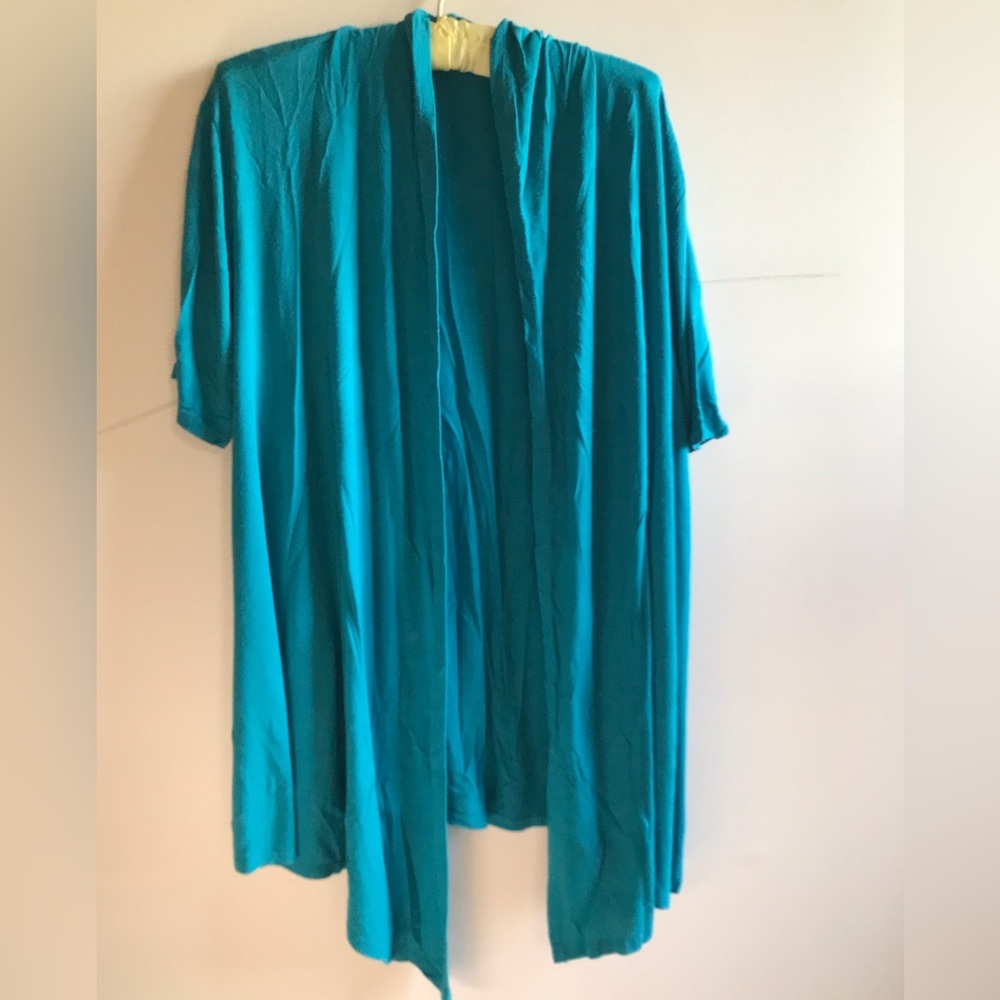 MOA Collection blue lightweight open front short sleeve cover up